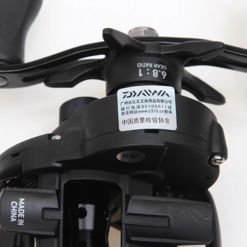 DAIWA Reel CC80/CR80 Baitcast Reel – 7KG Drag, Seawater, 4+1/7+1BB, 6.8:1/7.5:1 Gear Ratio | Shark Bay, Coral Coast, Beach, Boat, Rock, Saltwater, Freshwater, Snapper, Tuna, Spanish Mackerel, Bluebone, Cod